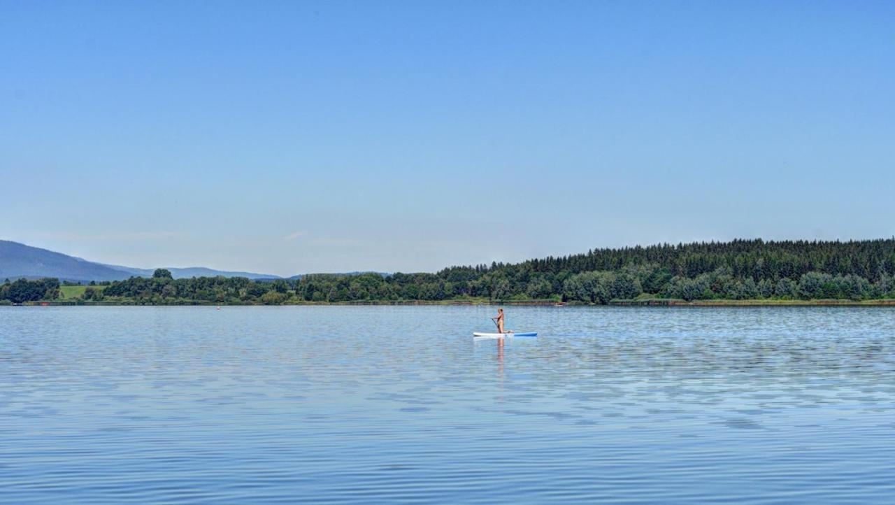 Ubytovani Na Jachte Hotel Lipno nad Vltavou Buitenkant foto